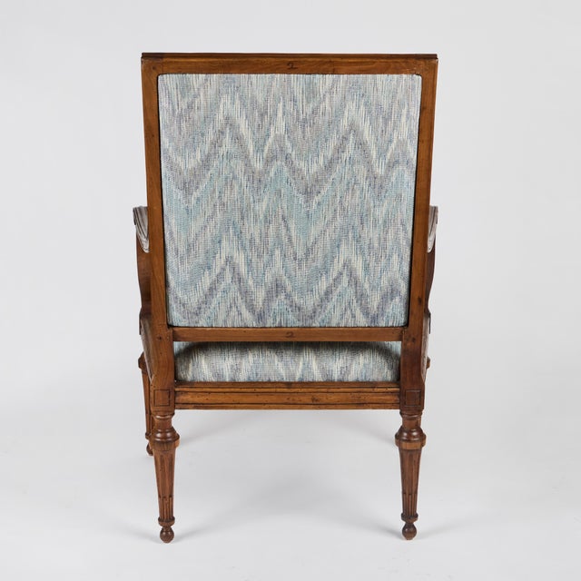 Early 19th Century Pair of Antique Italian Walnut Armchairs For Sale - Image 11 of 12