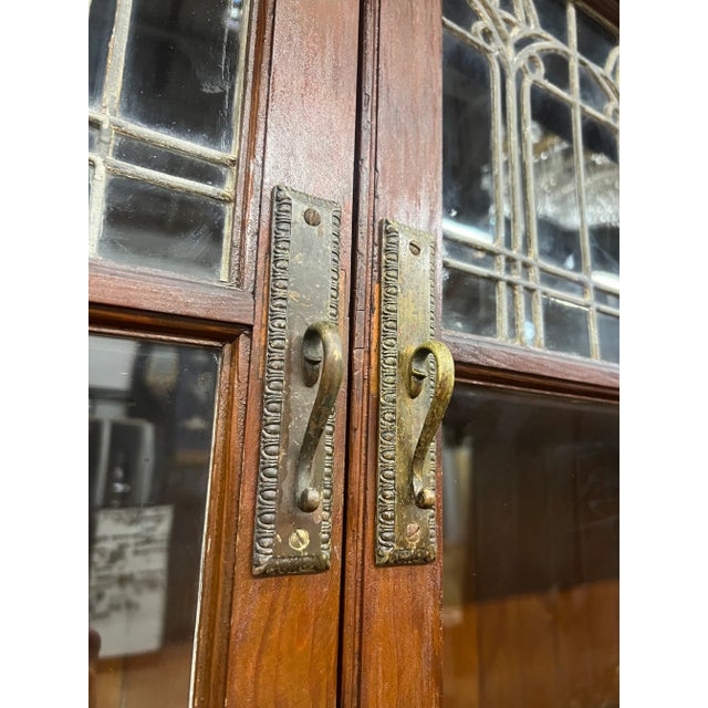 1900's Arts and Crafts/Craftsman Style Built in Cabinet With Leaded Glass For Sale - Image 4 of 12