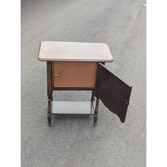Antique Victorian Mahogany Humidor Side Table With Copper Interior For Sale In Washington DC - Image 6 of 9