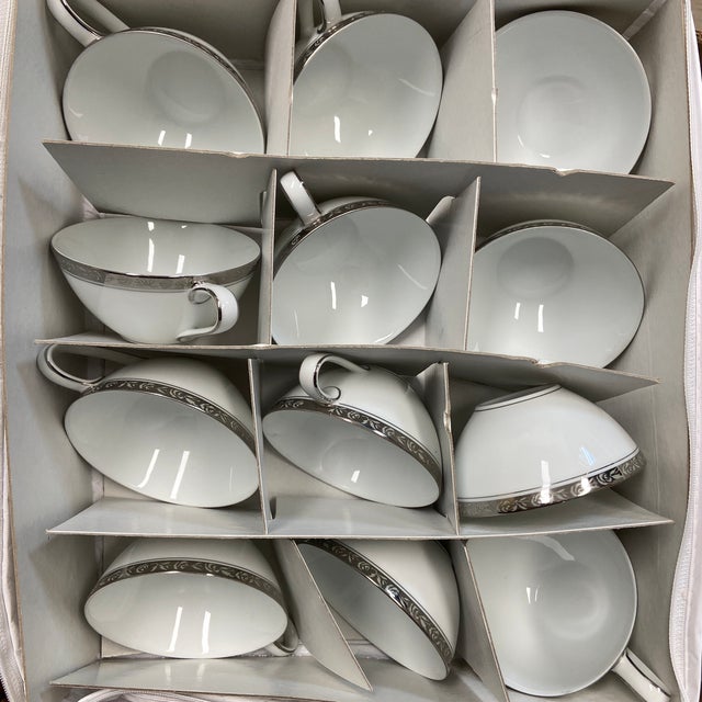 Vintage Noritake “Silvester” 6340 Fine China Dinner Service – 80 Pieces – Service for 12 – Japan, Circa 1960s For Sale In Boise - Image 6 of 11