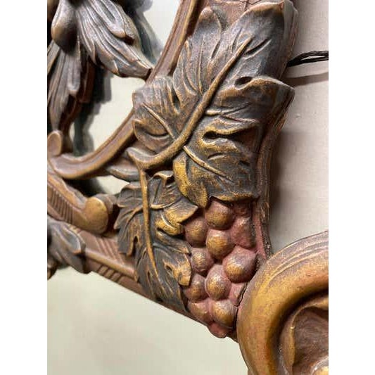 Gesso and wood mirror with grape leaves and cornucopia For Sale In Philadelphia - Image 6 of 8
