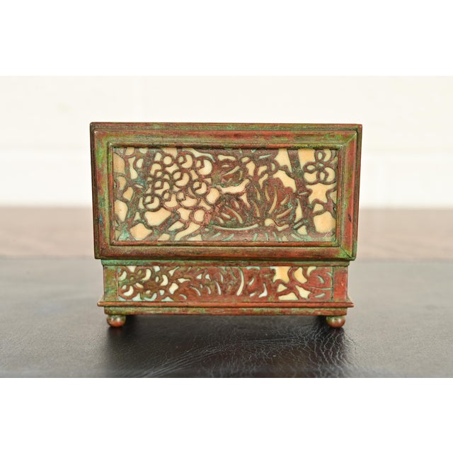 Tiffany Studios New York Grapevine Pattern Bronze and Favrile Slag Glass Box For Sale - Image 9 of 15