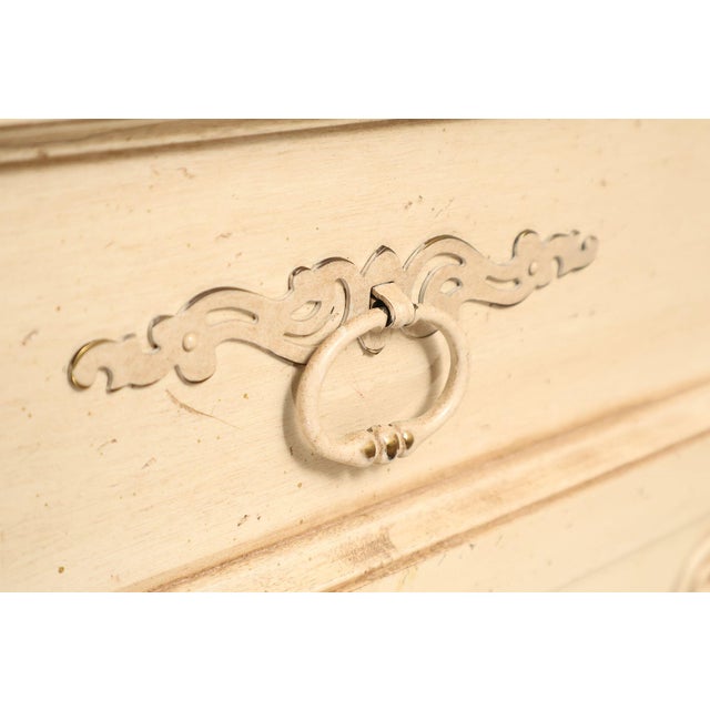 Ethan Allen French Country Style Coffee Table For Sale - Image 11 of 18