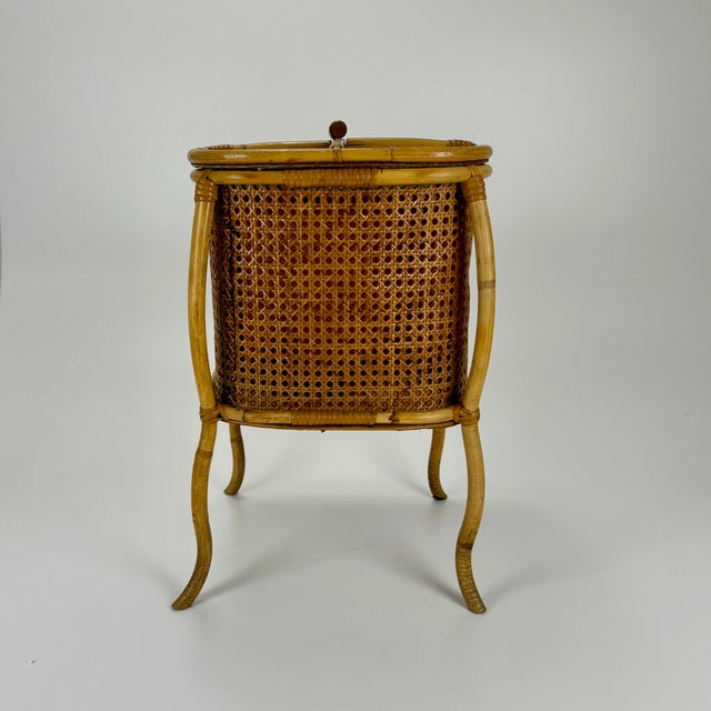 Mid-Century Bamboo and Wicker Storage Box, Italy, 1960s, in Good conditions. Designed 1960 to 1969
