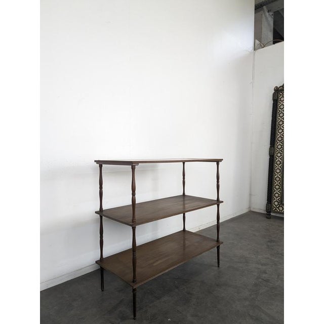 Mahogany and Leather 3-Tier Shelf with English-Style Columns, in Very Good conditions.
