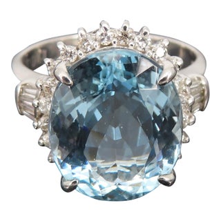 Late 20th Century Vintage 5.80ct Natural Aquamarine & 0.41ct Diamond Platinum Ring Size 6.5 For Sale