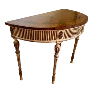 Very Fine Ej Victor Newport Historic Collection Carved Inlaid Console Foyer Hall Table