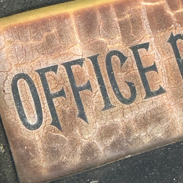 Rare Late 19th Century Antique Small Cast Iron Plaque Sign Stating "Office Bell" For Sale In New York - Image 6 of 11