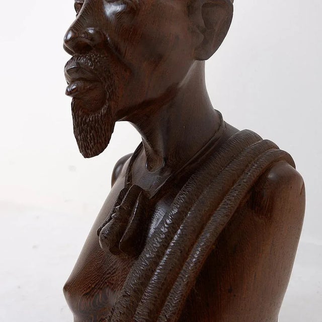 Congolese Bust in Wenge, Mid-20th Century For Sale - Image 3 of 14