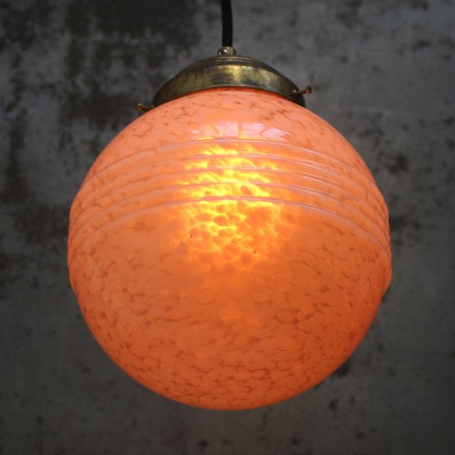 Mid-Century Modern French Pink Reeded Clichy Glass Pendant Lamp For Sale - Image 3 of 7