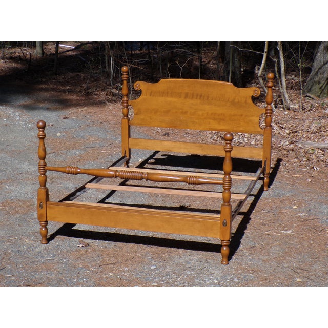 Traditional Vintage Ethan Allen Baumritter Solid Maple Full Double Cannonball Poster Bed For Sale - Image 3 of 17