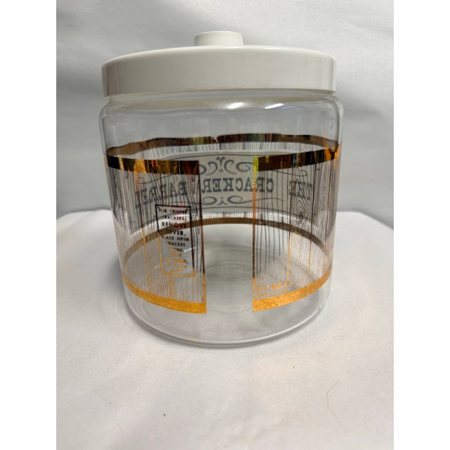 Vintage Pyrex “The Cracker Barrel” For Sale - Image 10 of 12