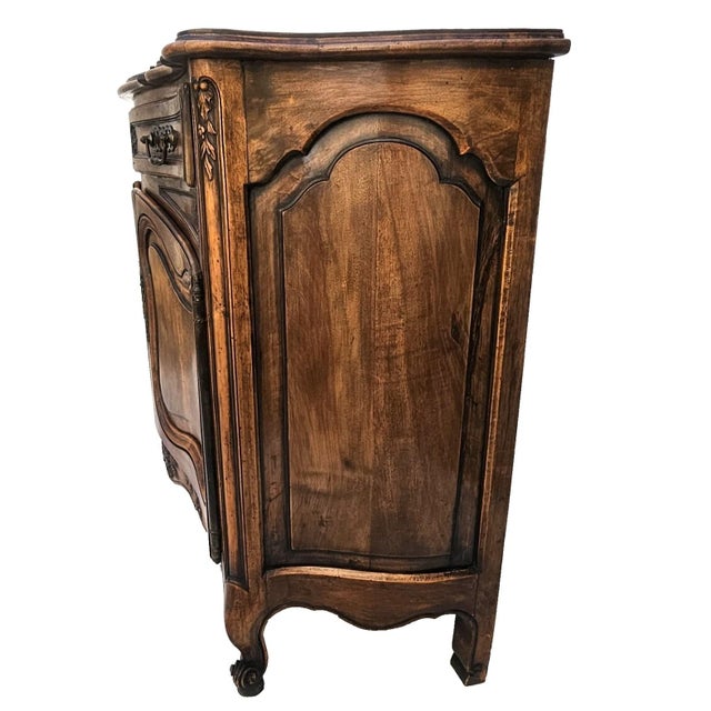 1900 - 1909 Antique French Louis XV Walnut Buffet Sideboard Curved Front Carved C1900s For Sale - Image 5 of 17