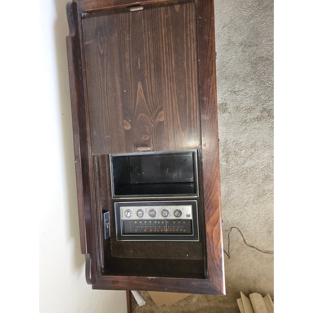 1970s Magnavox Console Stereo and Radio For Sale - Image 5 of 7