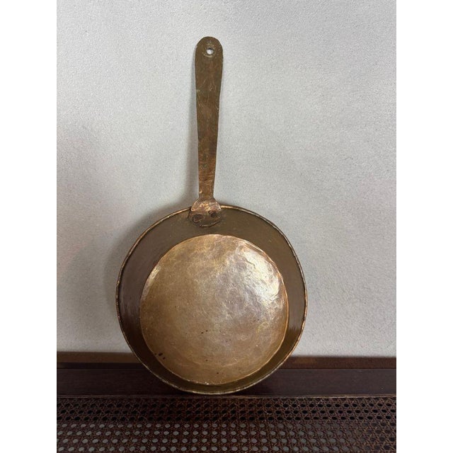 Vintage Hammered Copper Fry Pan For Sale - Image 4 of 5