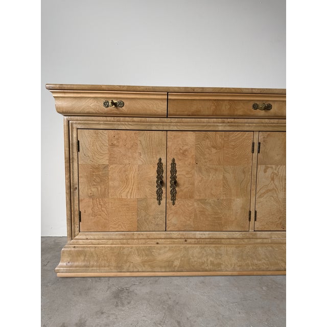 French 1990's Vintage Henredon Charles X Burl Wood Sideboard With Brass Hardware For Sale - Image 3 of 18