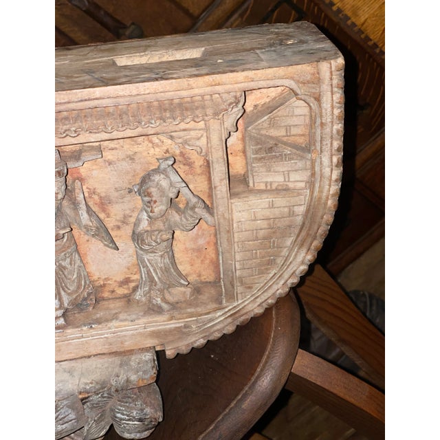 18th Century Chinese Architectural Wooden Carved Piece For Sale - Image 4 of 12