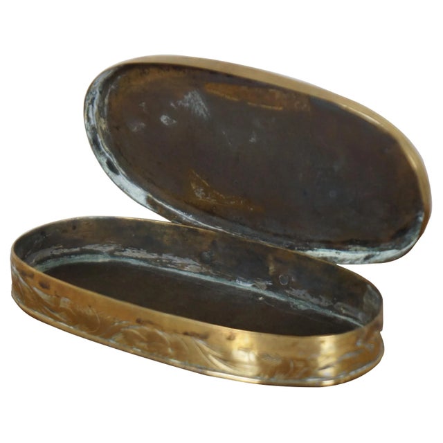 Figurative Antique 18th Century Dutch Brass Oval Etched Snuff Tobacco Trinket Box 5" For Sale - Image 3 of 12