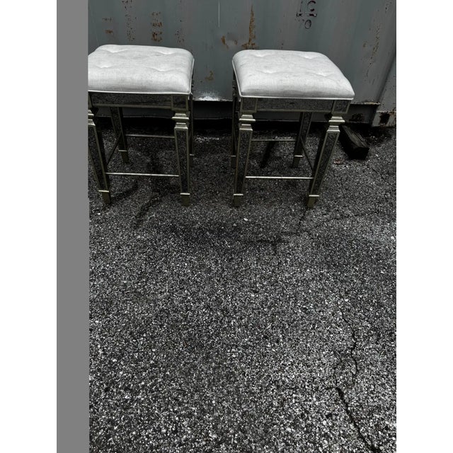 Modern Modern Mirrored Stool in Linen Fabric (2 Available) For Sale - Image 3 of 5