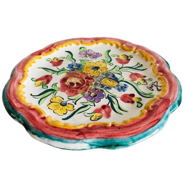 1950s Mid-Century Hand-Painted Floral Majolica Plate from Rigo, 1950s For Sale - Image 5 of 5