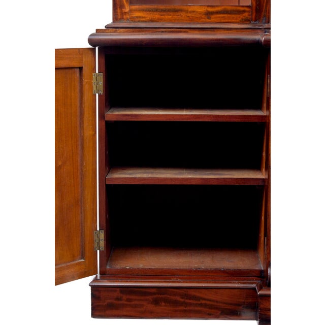Mid 19th Century Early Victorian Flame Mahogany Breakfront Bookcase, 1850s For Sale - Image 5 of 11