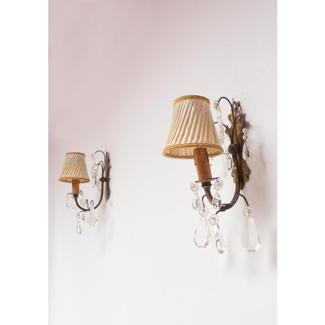 They work with an E14 type bulb. European Plug (up to 250V).The wiring of this item may be original and might need...