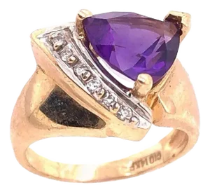 14 Karat Yellow Gold Fashion Ring With Amethyst and Round Diamond, Size 5