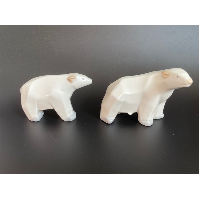 A vintage set of polar bear mom and cub figurines by Crowning Touch. Matte finish. Nice condition. Minor wear....