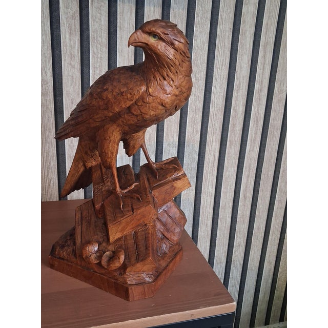 Brienz Swiss Woodcarvers, Eagle Sculpture, 1920s, Glass and Wood For Sale - Image 4 of 18