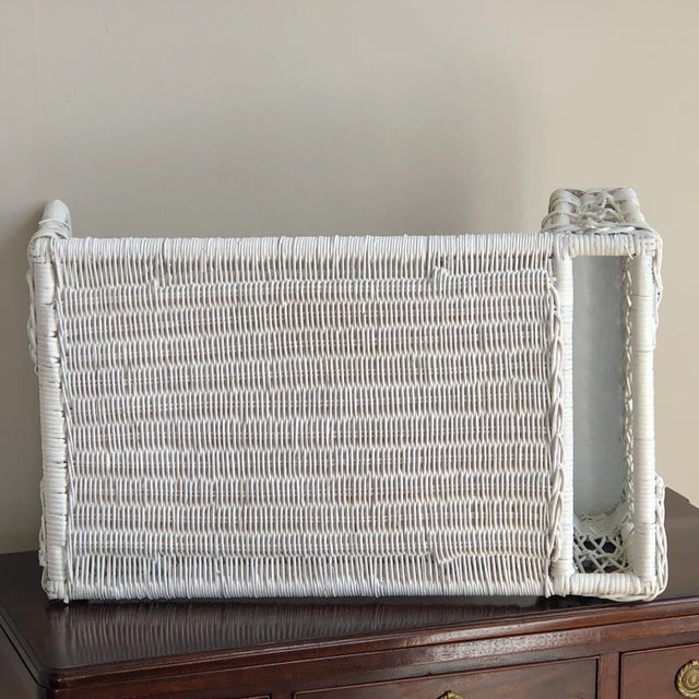 White Mid-20th Century White Wicker Breakfast Tray For Sale - Image 8 of 11
