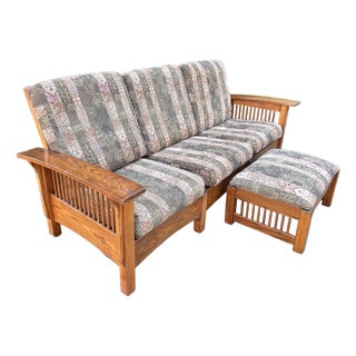 Late 20th Century Arts and Crafts Mission Style Oak Sofa With Ottoman For Sale
