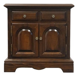 Example of Kling Furniture Co. Nightstands