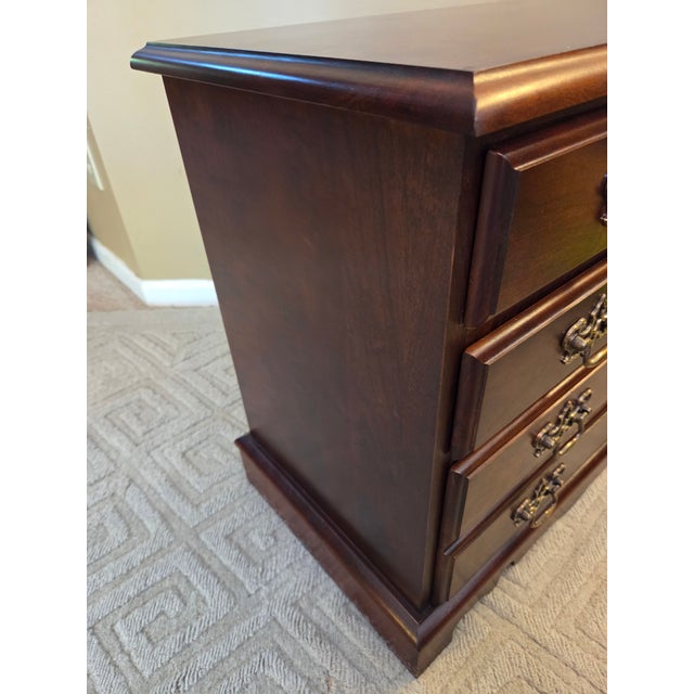 Wood Vintage Chippendale Bedside Chest of Drawers / Nightstand For Sale - Image 7 of 14