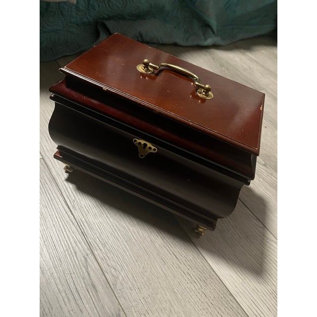 Chestnut Vintage Mahogany Jewelry Box From “The Commodore” Collection by Rosalco For Sale - Image 8 of 12
