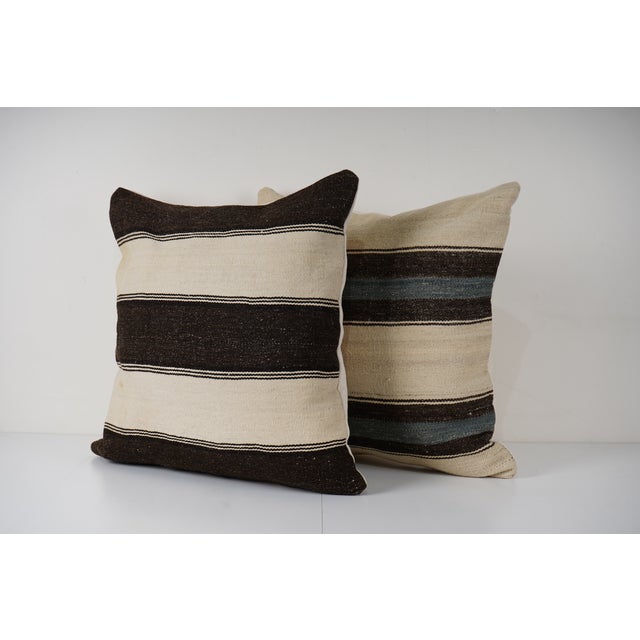 Mid-Century Modern Turkish Hemp Kilim Pillow Cover - A Pair For Sale - Image 3 of 4