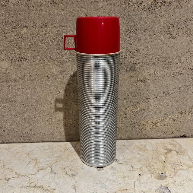 1970s Original Vintage Ribbed Thermos Retro Camp Gear Usa For Sale - Image 4 of 7