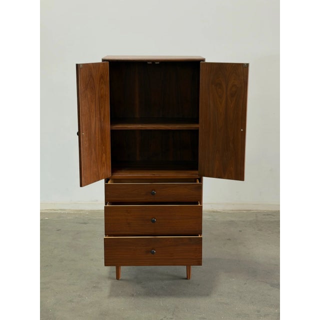 Brown 1960s Walnut Gentleman’s Chest by Glenn of California For Sale - Image 8 of 12