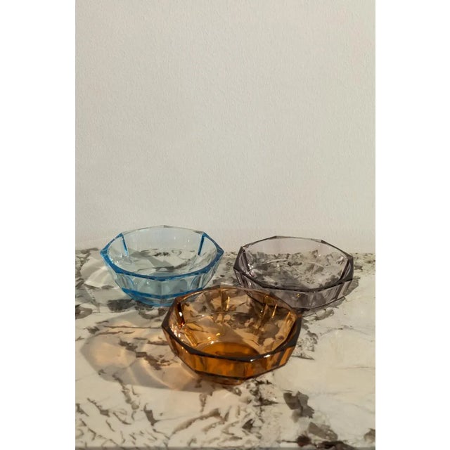 Mid-Century Modern Vintage Colourful Faceted Glass Bowls Set of Three For Sale - Image 3 of 12