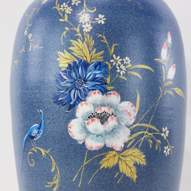 Vintage Hand-Painted Chinoiserie Vase With Blue Polychrome Flowers and Gilt Bird For Sale In New York - Image 6 of 14