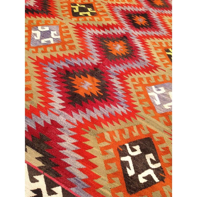 Vintage Turkish Kilim Rug - 5′4″ × 9′ For Sale - Image 7 of 8
