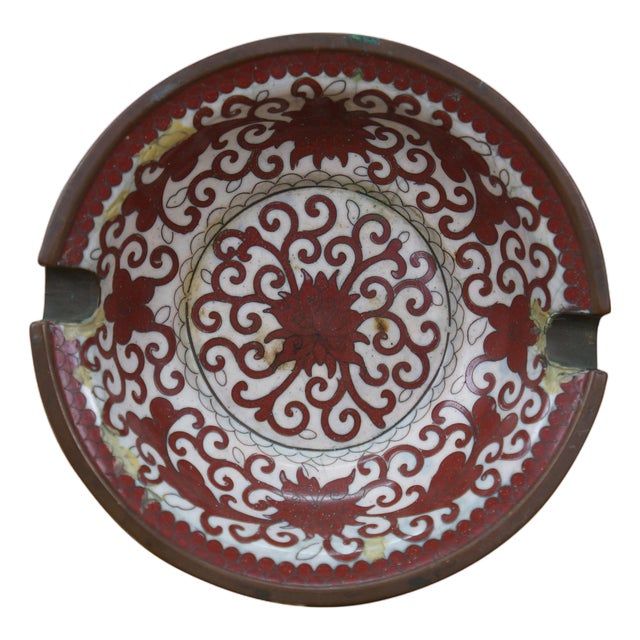 Mid 20th Century Chinese Cloisonne Red & White Crysthanamum Cigarette Cigar Ashtray Dish 5" For Sale