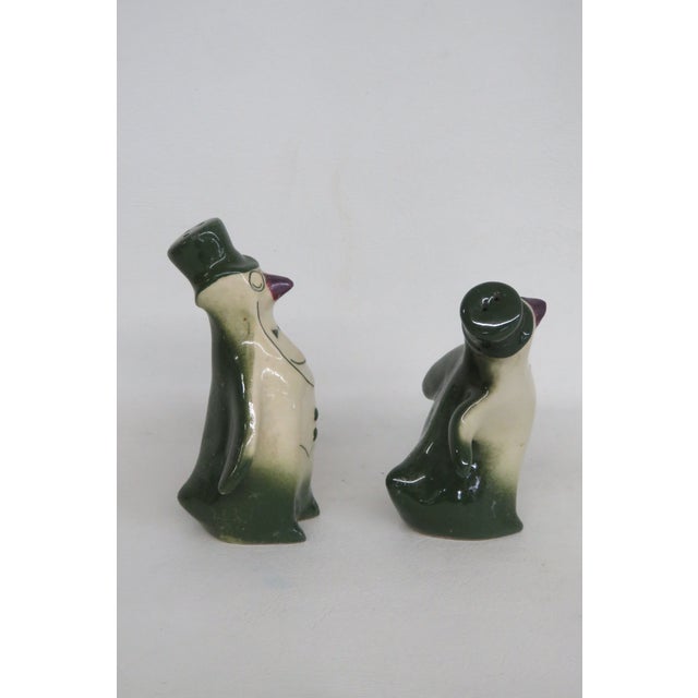 Vintage Ceramic Penguins in Tuxedos and Top Hats Salt and Pepper Shakers Pair 4494b For Sale - Image 4 of 17