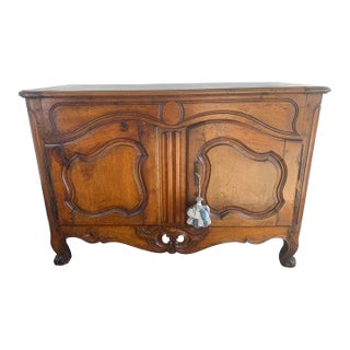 18th Century French Louis XV Provincial Buffet in Solid Walnut For Sale