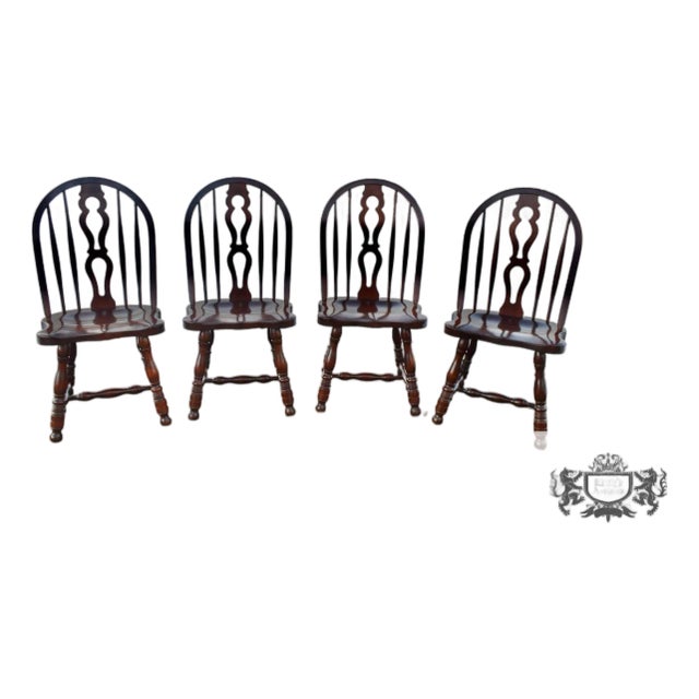 E R Buck Americana Maple Windsor Dining Chairs Set 4 Spindle Back Bullseye 70s For Sale
