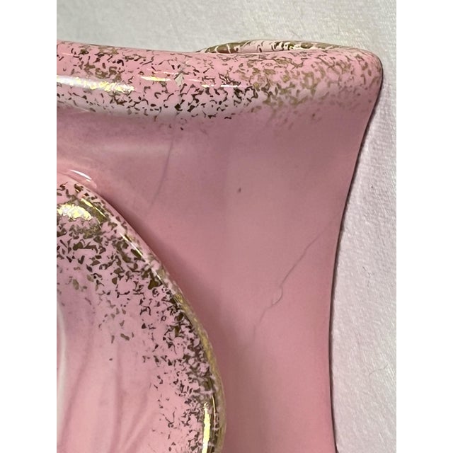 Mid Century California Originals Ceramic Wall Pocket With Pink and Gold Speckle Finish For Sale - Image 10 of 12