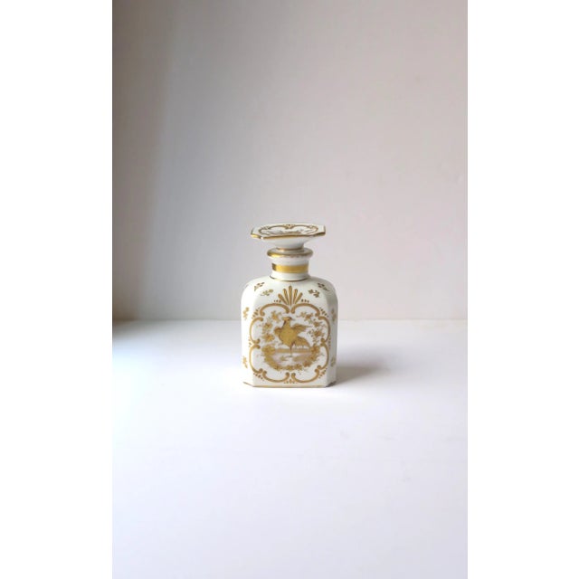 Italian Porcelain Vanity Bottle Bird Design Rococo Style For Sale In New York - Image 6 of 13