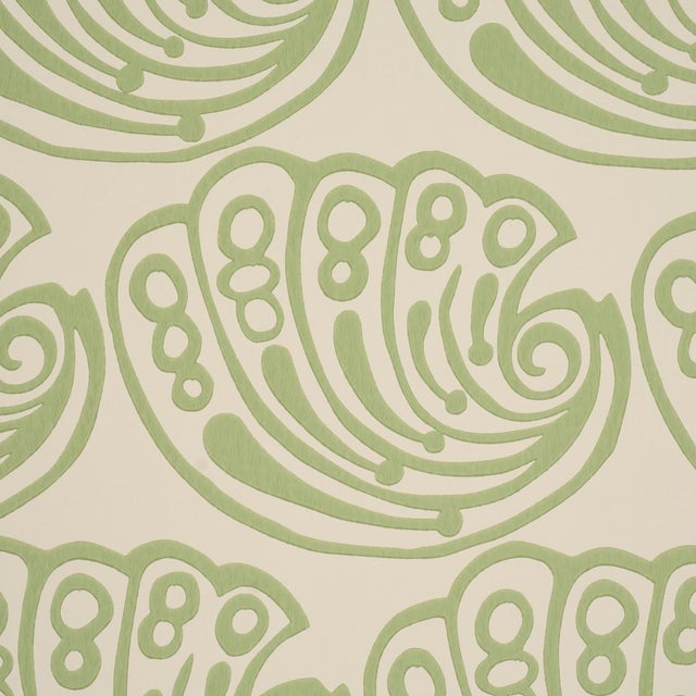 Traditional Schumacher Ramsgate Wallcovering In Seaweed For Sale - Image 3 of 6