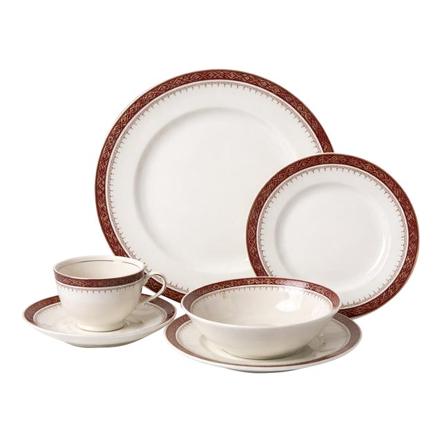 Vintage Alfred Meakin England Burgundy & Gold Ironstone Dinnerware Service for 6–8 – Plates, Bowls, Cups & Serving Pieces - 50-Piece For Sale