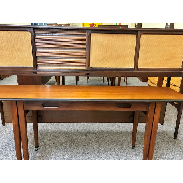 Iconic European Mid Century Modern Teak & Wicker Nesting Dining Suite W/ Credenza, Dining Table & Four Chairs c.1960 For Sale - Image 13 of 18