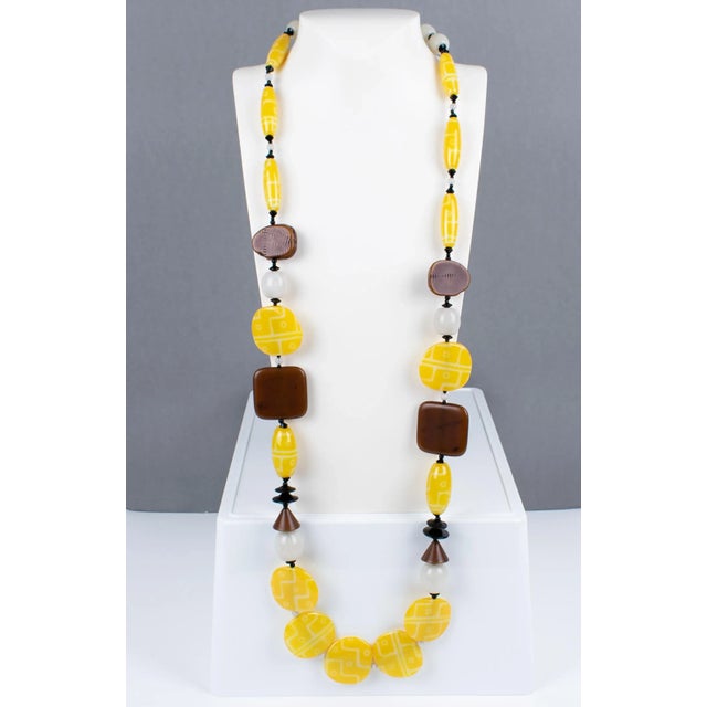Contemporary Angela Caputi Extra-Long Necklace Faux-Wood and Textured Yellow Resin Beads For Sale - Image 3 of 12
